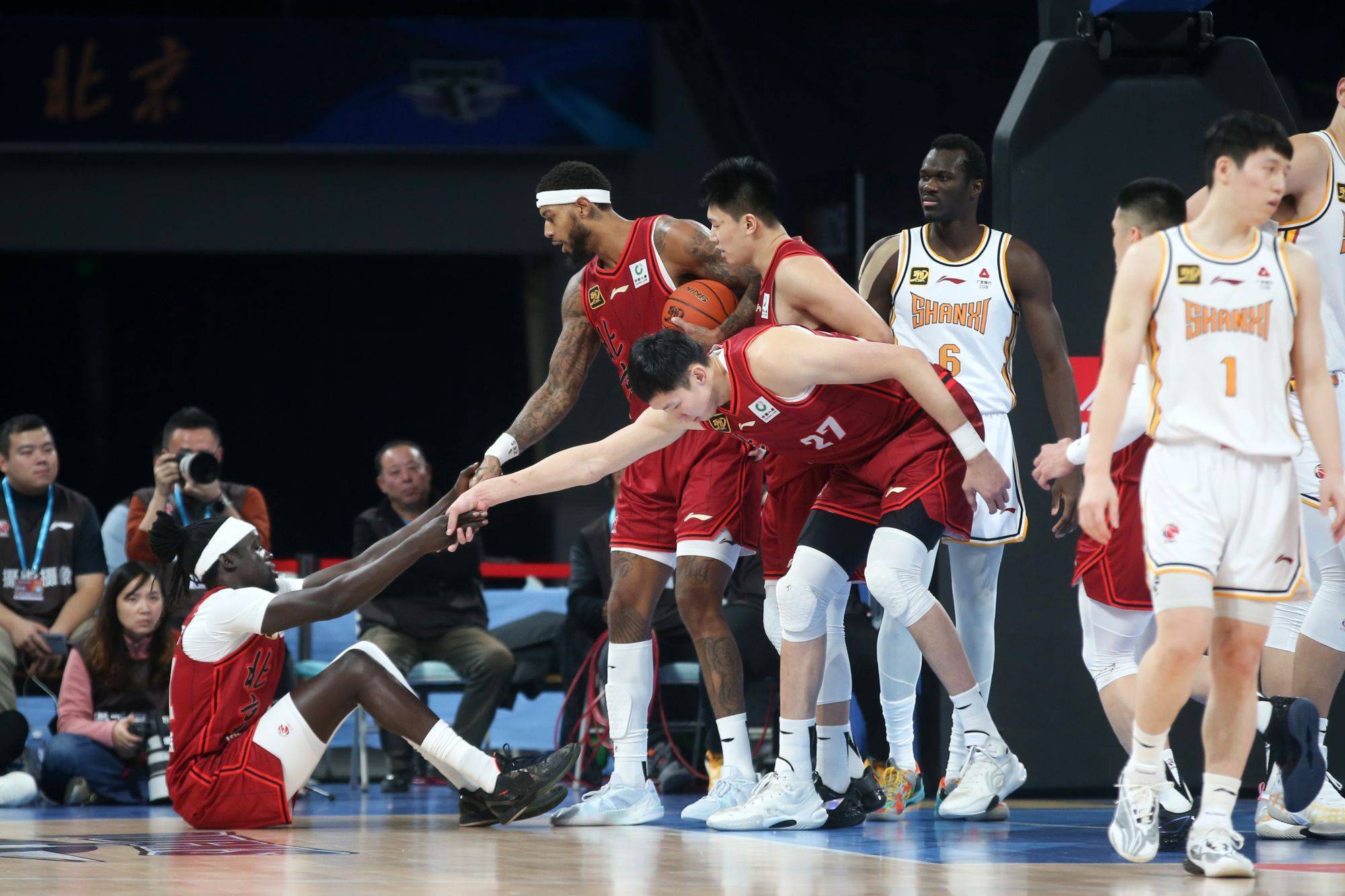 吉林百嘉力主场不敌中优，遭遇连败的简单介绍