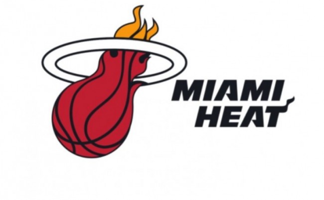 包含热火二连胜，团队凝聚力备受称赞的词条