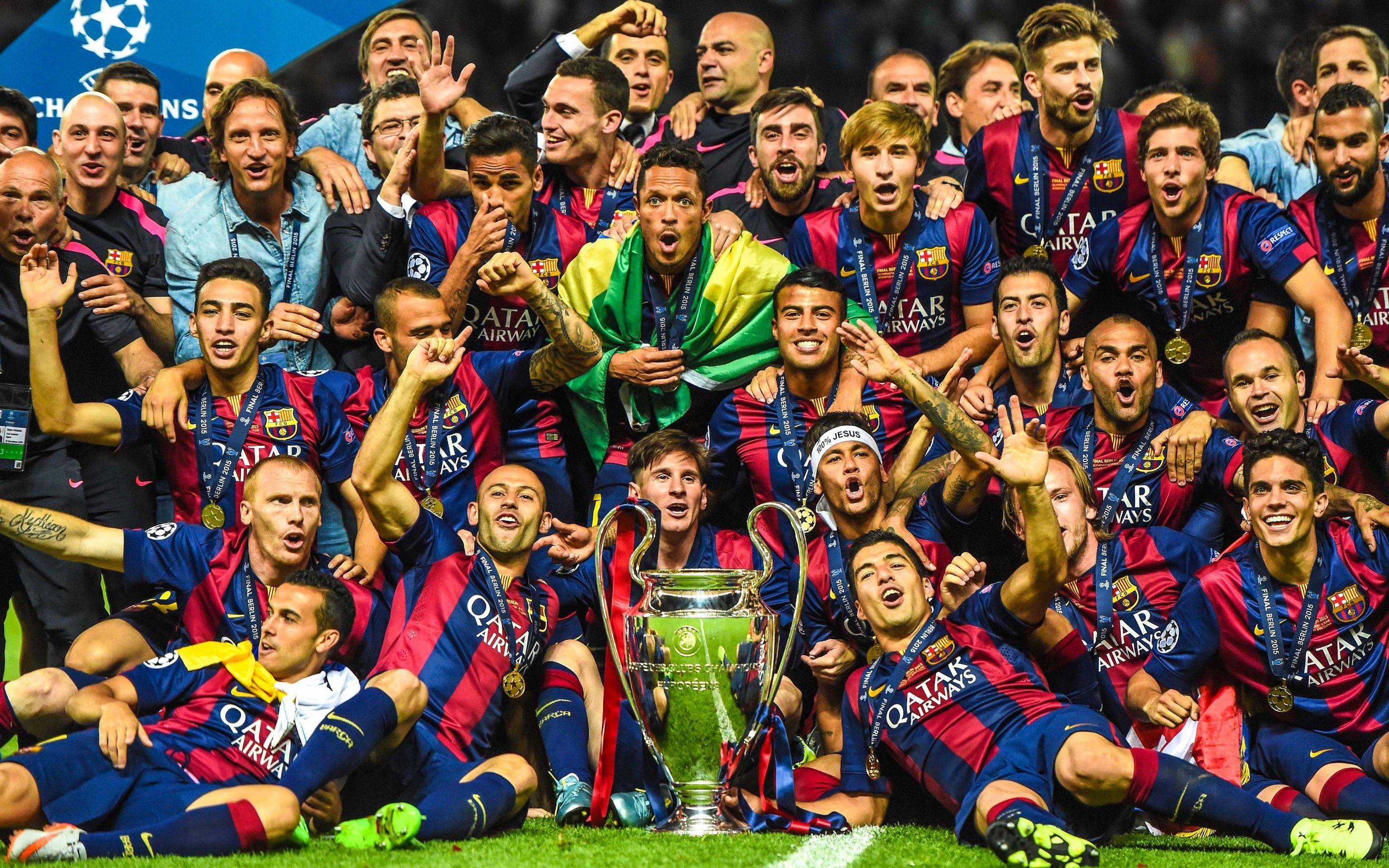 包含巴黎圣日耳曼闪耀舞台：梦想夺冠的词条