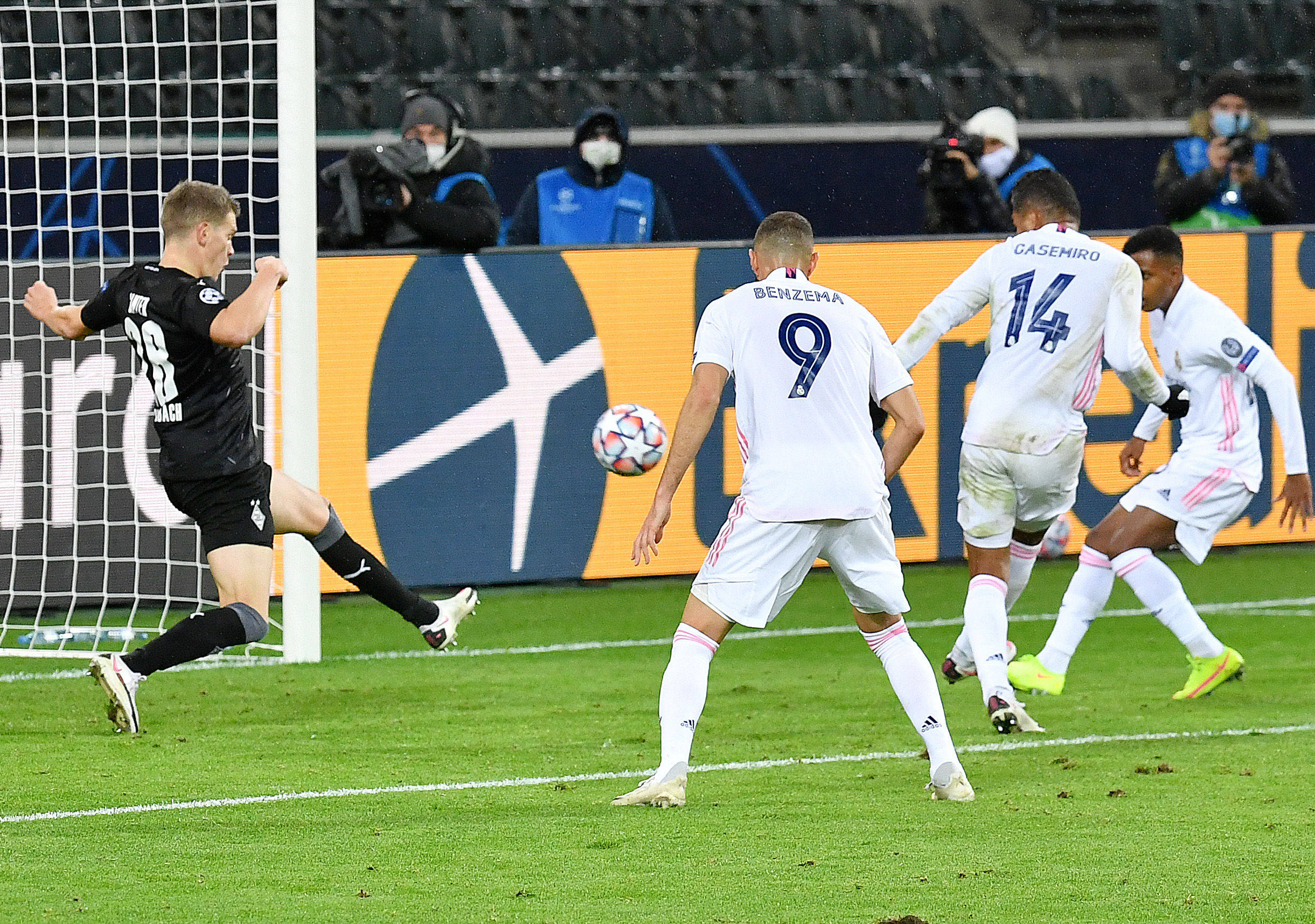 关于世俱杯前瞻：尤文图斯与对手交锋看点的信息