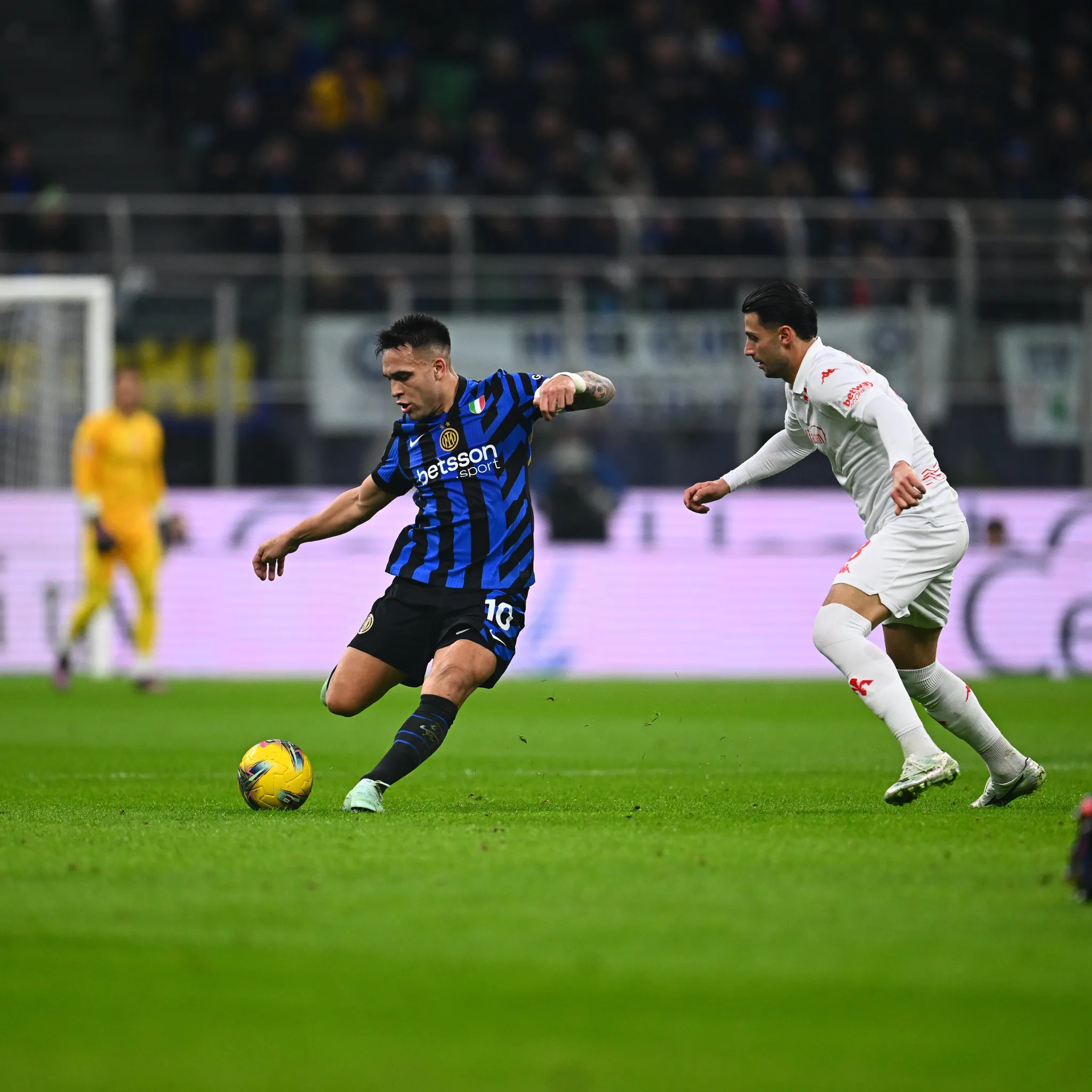 佛罗伦萨主场惨遭逆转，输球收场