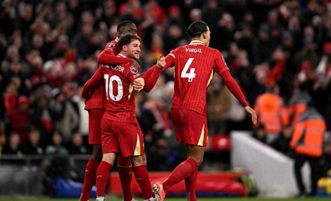 关于利物浦主场大胜，榜首宝座在望的信息