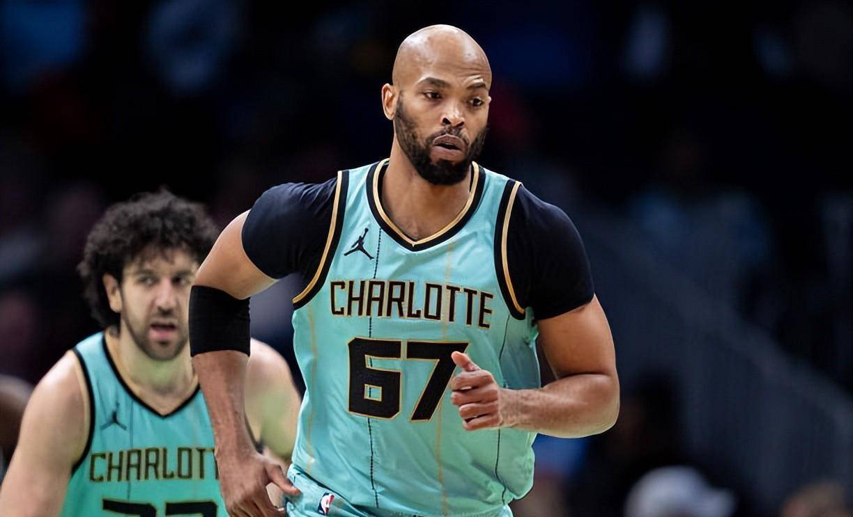 快船逆转黄蜂，保持不败记录的简单介绍