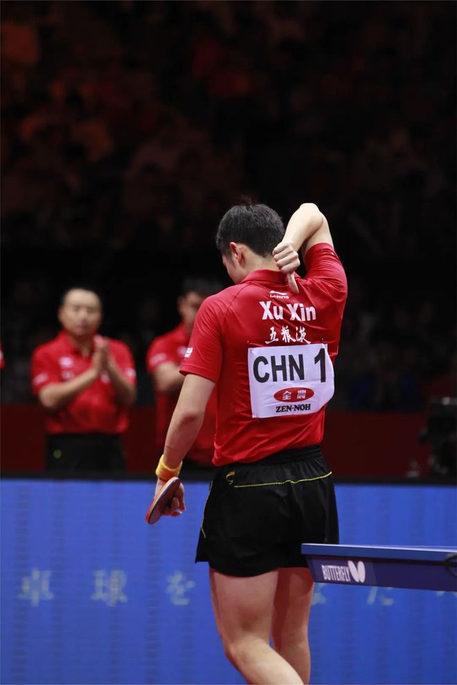 包含日本队轻取法国队，许昕状态火热的词条