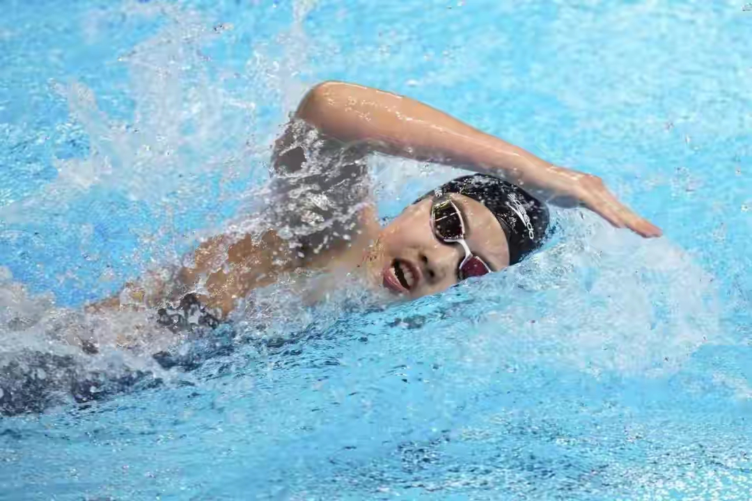 游泳选手发挥失常，遗憾失利